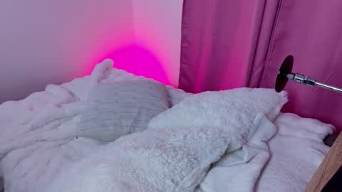     online show from 23, 3, 2026