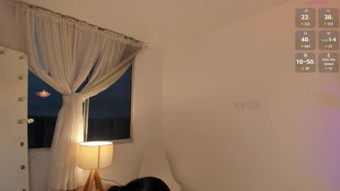 Snapshot of celia_dubois chatting on 10, 11, 2025 Ari online show from 10, 11, 2025