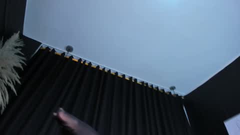 CelinaYHanck online show from 21, 11, 2025