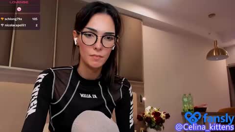 Snapshot of celine_rose chatting on 3, 3, 2025 Ji-yoon online show from 3, 3, 2025