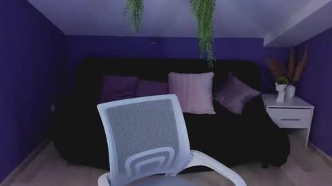 elin online show from 21, 9, 2025
