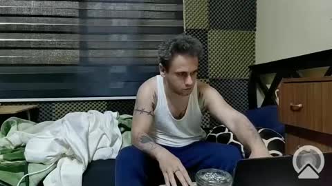 Snapshot of cezar46 chatting on 1, 2, 2025 cezar online show from 1, 2, 2025