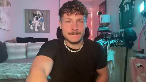 Snapshot of chadtitan chatting on 8, 10, 2025 ChadTitan online show from 8, 10, 2025