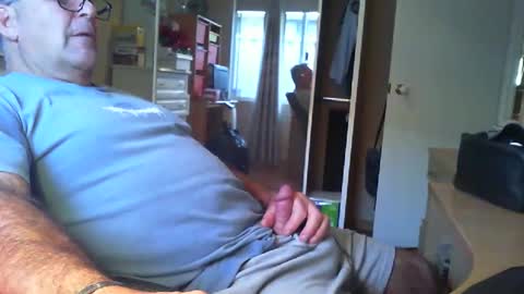 Chalky online show from 22, 10, 2025