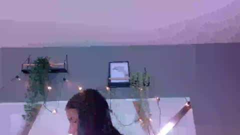 Snapshot of chaneladamss_ chatting on 28, 10, 2025 C H A N E L online show from 28, 10, 2025