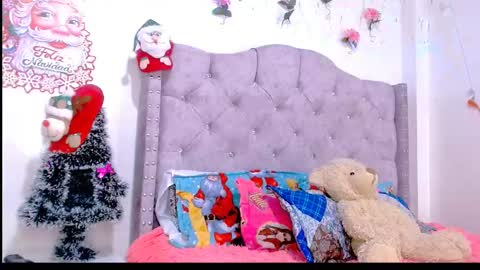 Chanelle 07 online show from 2, 1, 2025