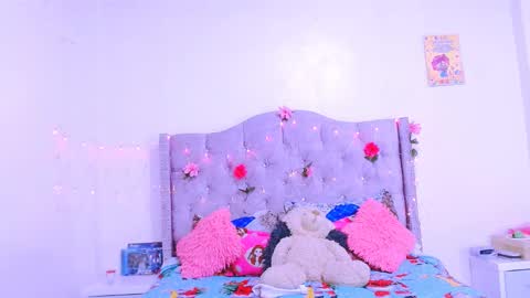 Chanelle 07 online show from 28, 2, 2025