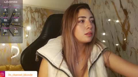 channel_blonde_a online show from 7, 1, 2025