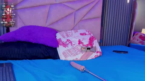 Snapshot of channel_guss chatting on 8, 11, 2025 Channel Guss online show from 8, 11, 2025