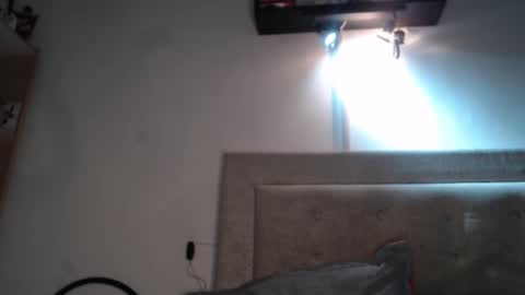 Isabella online show from 9, 10, 2025