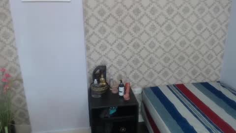 Raquel  online show from 21, 12, 2024