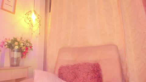 Chantall online show from 23, 12, 2024