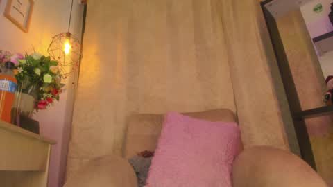 Chantall online show from 30, 12, 2024