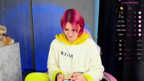 Snapshot of chaoka_ chatting on 30, 1, 2025 Suzanna Snow online show from 30, 1, 2025