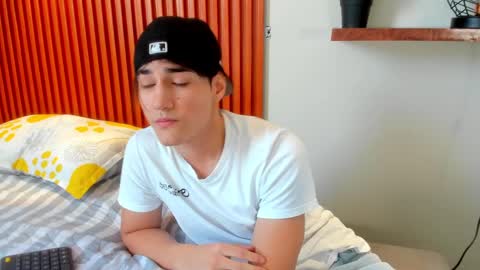 Snapshot of charley_morgan chatting on 5, 2, 2025 charley_morgan online show from 5, 2, 2025