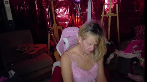 Charli online show from 2, 12, 2025