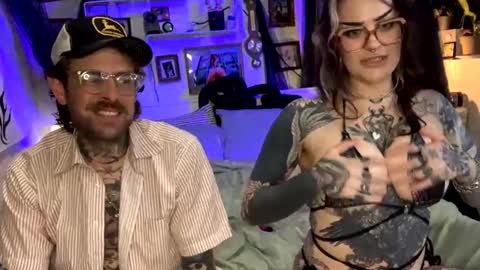 Snapshot of charlie_western chatting on 17, 9, 2025 charlie_western online show from 17, 9, 2025