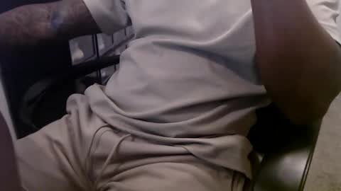 Snapshot of charliesierra310 chatting on 23, 11, 2025 CharlieSierra96 online show from 23, 11, 2025