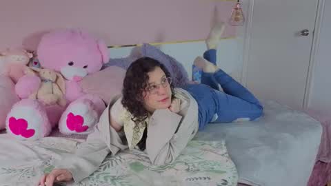 You honey online show from 17, 11, 2025