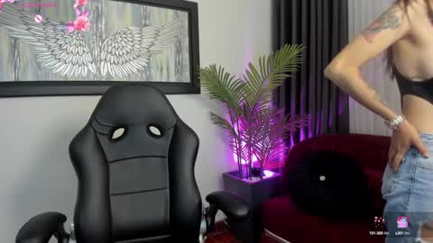 Charlote online show from 14, 1, 2025
