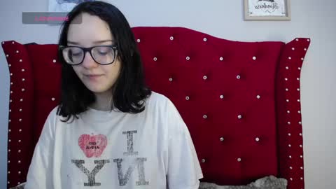 charlotte1_ls online show from 16, 12, 2024