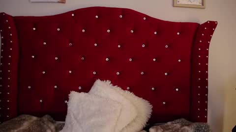 charlotte1_ls online show from 22, 2, 2025