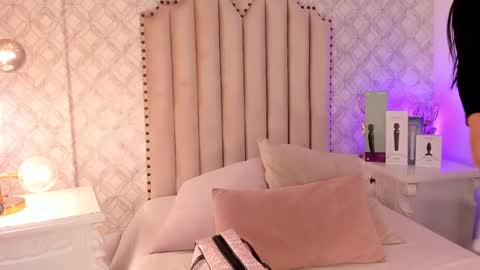 Snapshot of charlotte__08 chatting on 9, 2, 2025 Charlotte online show from 9, 2, 2025