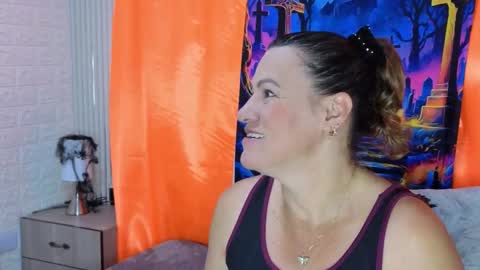 Snapshot of charlotte__g chatting on 10, 10, 2025 charlotte online show from 10, 10, 2025