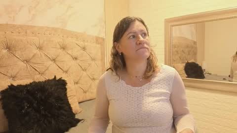 Snapshot of charlotte__g chatting on 9, 11, 2025 charlotte online show from 9, 11, 2025