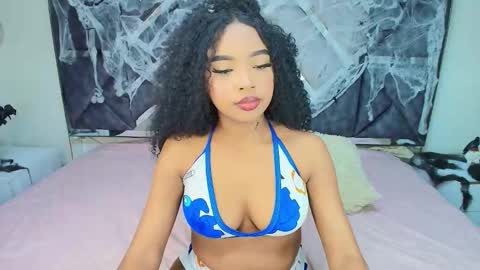 charlotte_walker1 online show from 17, 10, 2025