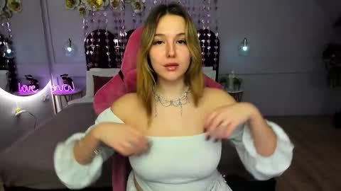 Snapshot of charlotteatwood chatting on 13, 2, 2026 charlotteatwood online show from 13, 2, 2026