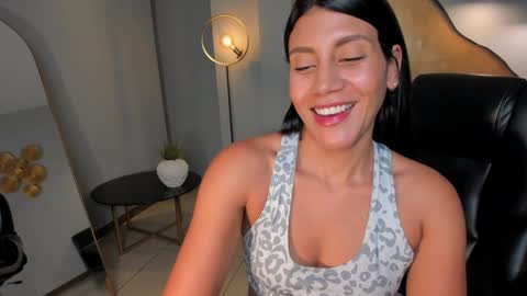 Charlotte online show from 26, 12, 2024