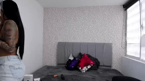 Snapshot of charlottegray_ chatting on 12, 3, 2025 CHARLOTTE online show from 12, 3, 2025