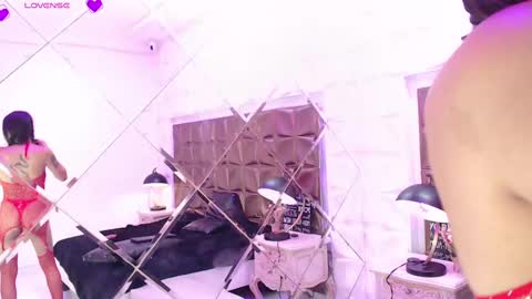 Snapshot of charlottepons chatting on 8, 10, 2025 CharlottePons online show from 8, 10, 2025