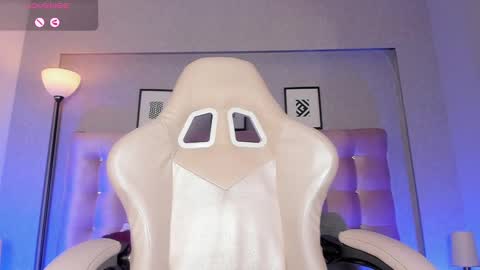 Snapshot of charlotterussel chatting on 8, 12, 2024 charlotterussel online show from 8, 12, 2024