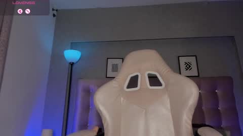 Snapshot of charlotterussel chatting on 11, 12, 2024 charlotterussel online show from 11, 12, 2024