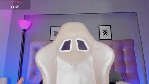 Snapshot of charlotterussel chatting on 12, 12, 2024 charlotterussel online show from 12, 12, 2024