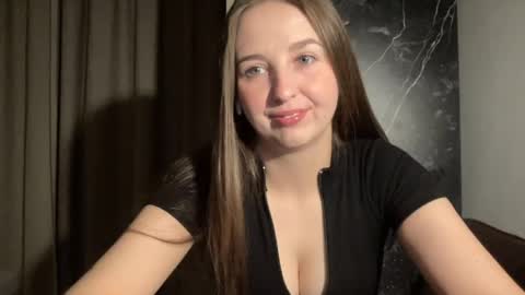 CharlotteXGold online show from 1, 4, 2026