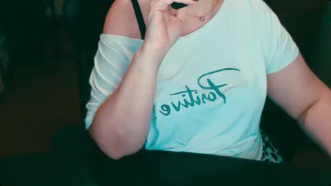 Snapshot of charlottextasty chatting on 27, 10, 2025 CharlotteXTasty online show from 27, 10, 2025