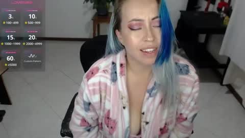 charlottezoe online show from 18, 2, 2025