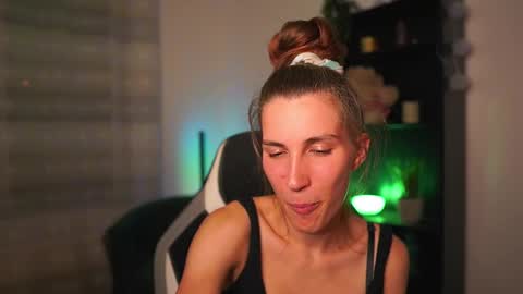 Charlott online show from 19, 9, 2025