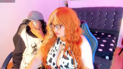 Snapshot of charly_morningstar chatting on 18, 12, 2025 Charly online show from 18, 12, 2025