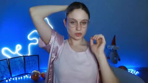 Michelle  online show from 5, 1, 2025