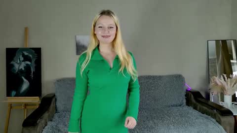 charming_cutie_ online show from 18, 9, 2025