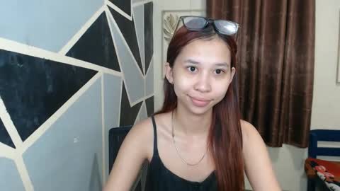 Snapshot of charming_lexi chatting on 28, 10, 2025 Charm online show from 28, 10, 2025