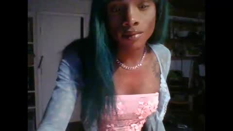 Snapshot of charr1barr chatting on 14, 9, 2025 Miss Chocolate online show from 14, 9, 2025
