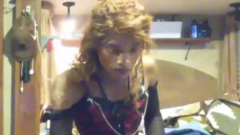 Snapshot of charr1barr chatting on 28, 9, 2025 Miss Chocolate online show from 28, 9, 2025