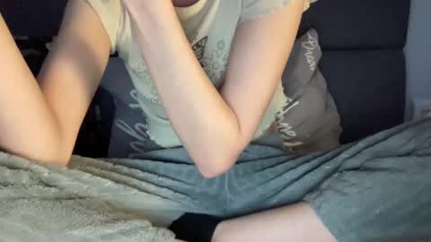 Snapshot of chase_vicky chatting on 5, 10, 2025 Vicky online show from 5, 10, 2025