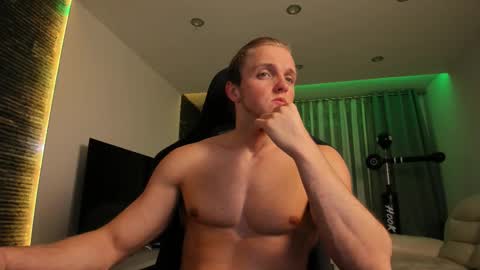 Snapshot of chasereed_ chatting on 2, 12, 2025 Chase Reed online show from 2, 12, 2025