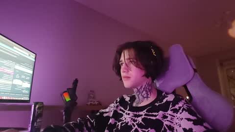 Snapshot of chasxr chatting on 17, 12, 2025 Ryan online show from 17, 12, 2025